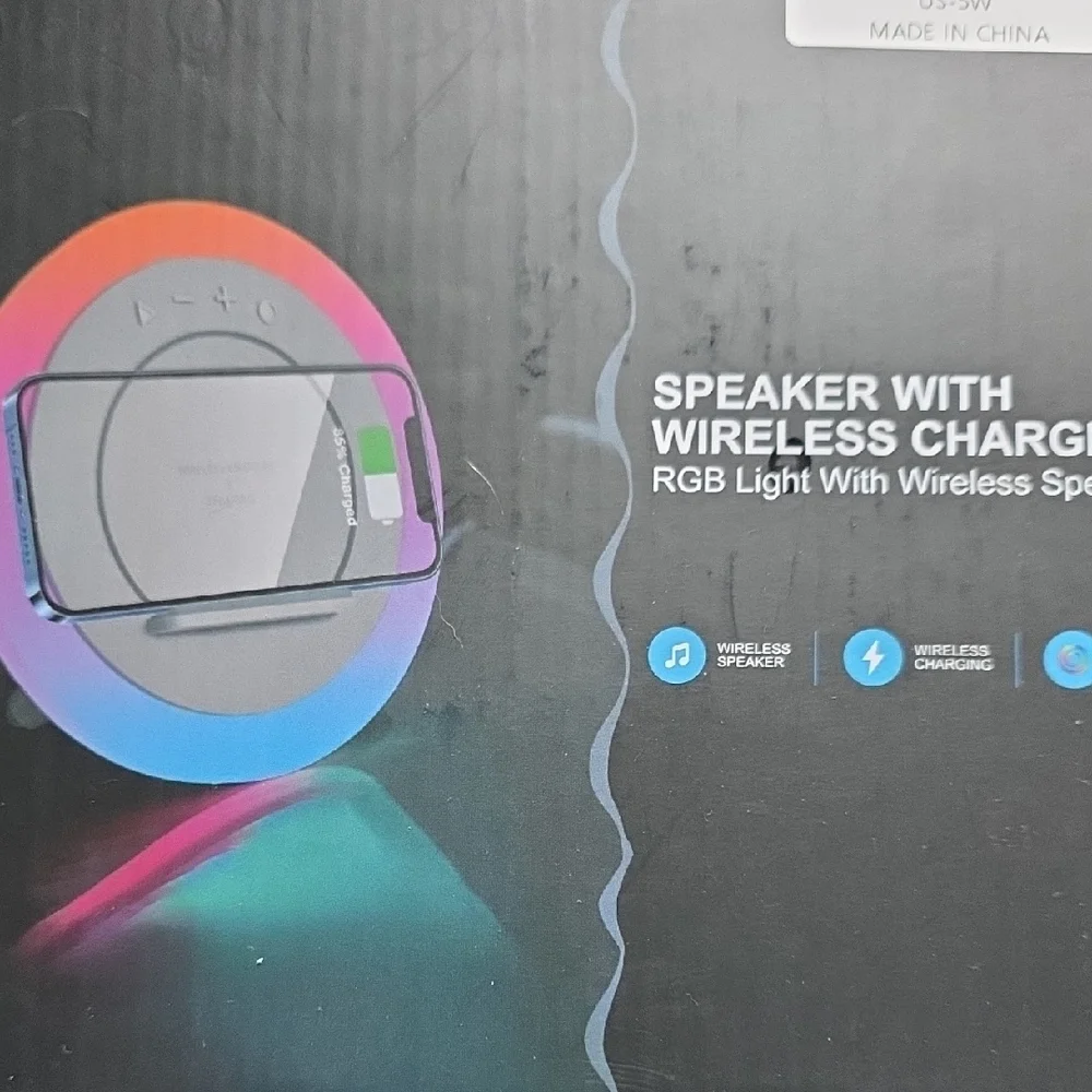 RGB Light Wireless Speaker with Charging Pad NWT